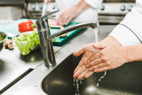 Ahorro de Agua en Restaurantes: Estrategias Efectivas