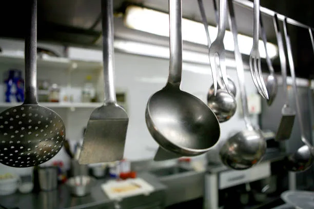 Mejora el Uso de los Utensilios de Cocina en tu Restaurante