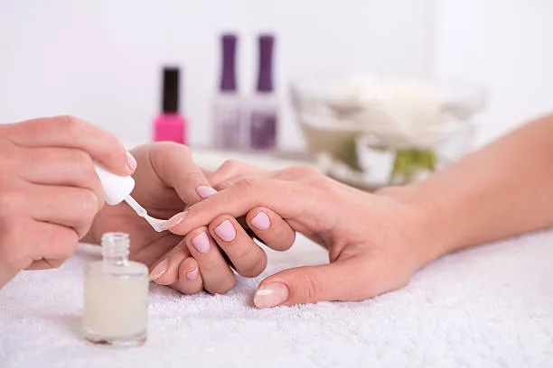 Negocio de Uñas Acrílicas: ¿Cuánto necesitas para Comenzar?