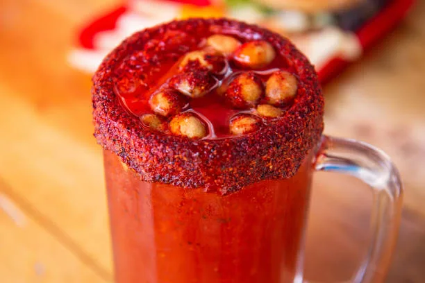 ¿Preparar Micheladas Para tu Negocio?: ¡Aprende cómo hacerlo!