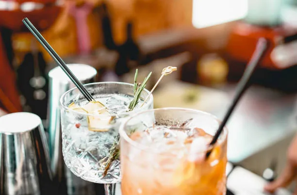 Recetas de Bebidas para tu Restaurante: ¡Renueva tu Carta!