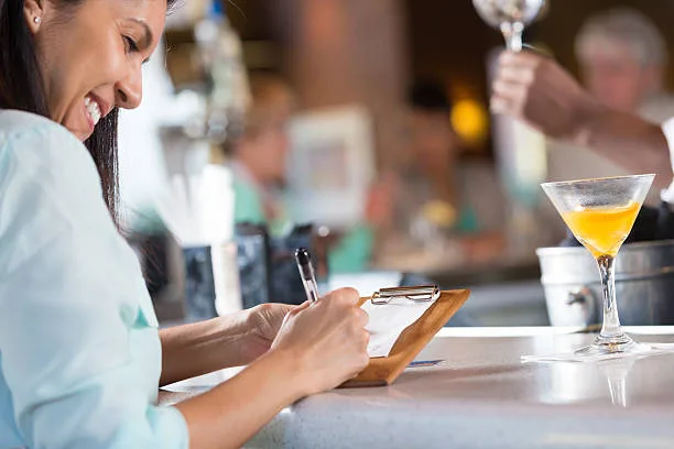 Tablas de Propinas en tu Bar: ¡Lo Mejor para tu Personal!