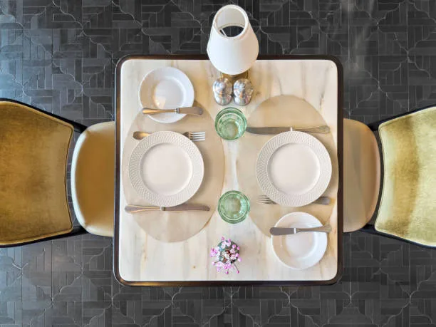 ¿Cómo Colocar los Cubiertos en la Mesa de tu Restaurante?