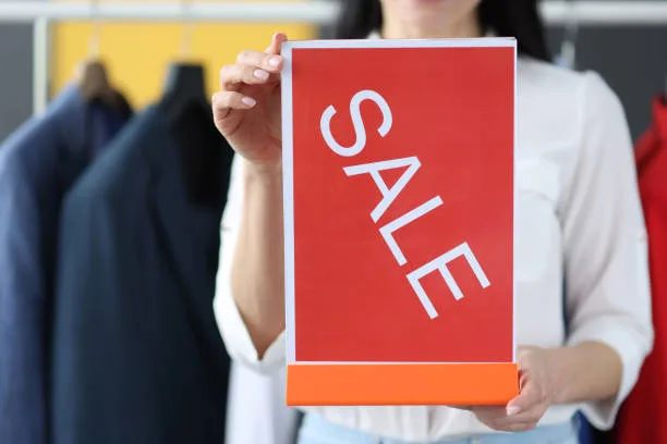 ¿Cómo Crear un Logo de Venta de Liquidación para tu Negocio?