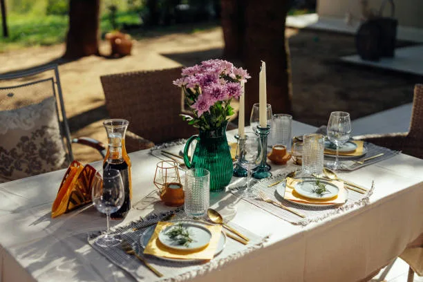 Platos Desechables Elegantes Para El Evento De tu Negocio