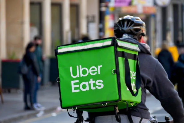 Uber Eats en tu Negocio: ¿Cómo Añadirlo?