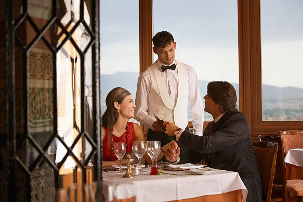 ¿Cómo Funcionan los Restaurantes Elegantes?