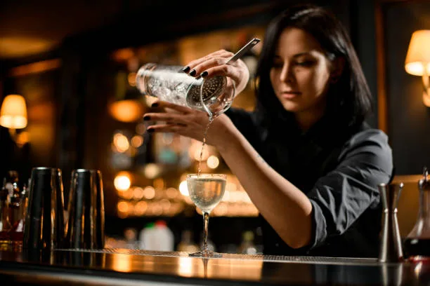 Administra las Botellas de Licor para las Bebidas en tu Negocio
