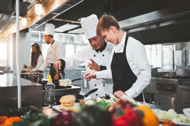 ¿Cómo Crear una Brigada de Cocina en tu Restaurante?