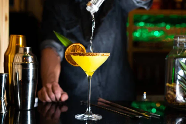 ¿Cómo Racionar las Botellas de Licor en tu Bar?