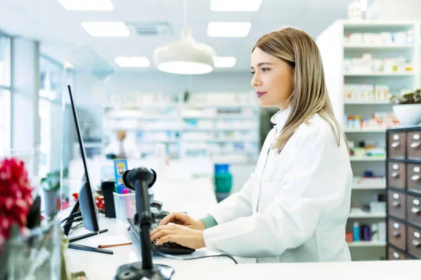 Principales Actividades de una Cajera de Farmacia