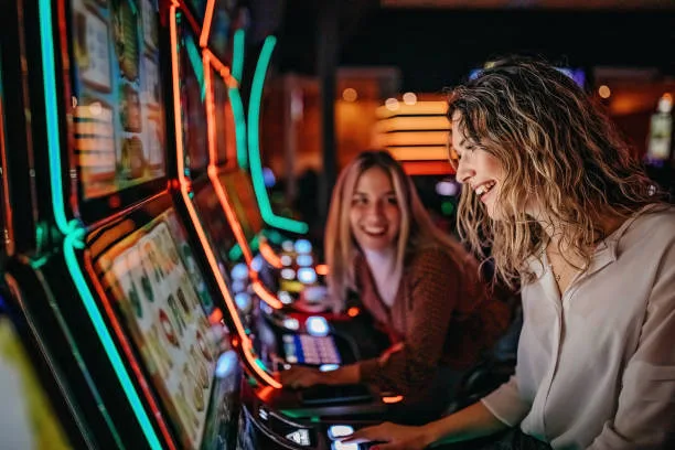 ¿Qué son las Máquinas Tragaperras en un Bar?