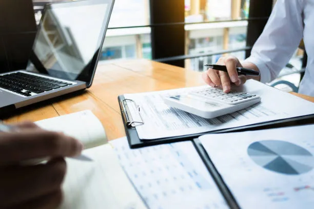 Determinar la Periodicidad Adecuada para Emitir Facturas Globales