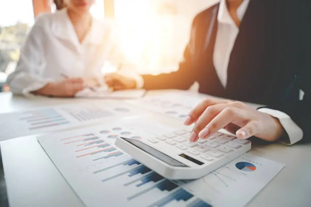 ¿Cómo se Usa la Contabilidad Tributaria en un Negocio?