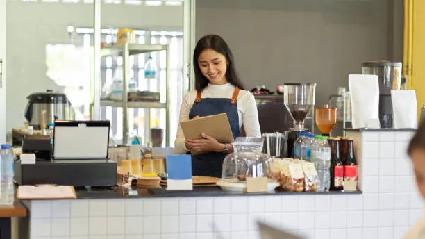 ¿Cómo Crear una Receta Estándar en la Cocina de una Cafetería?